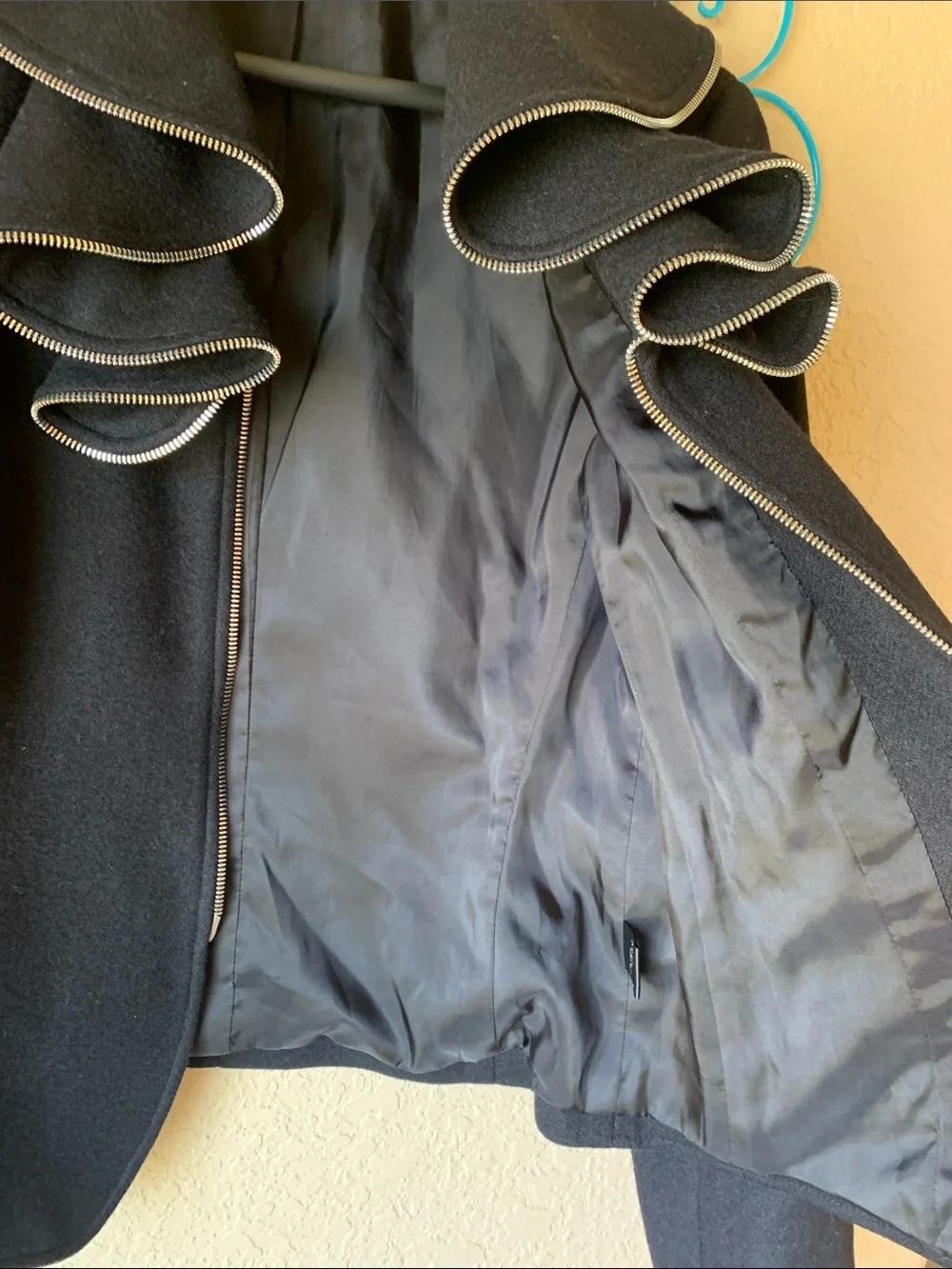 Lafayette 148 Wool Black Ruffle-Trim Zip Front Jacket AS IS - Picture 9 of 9